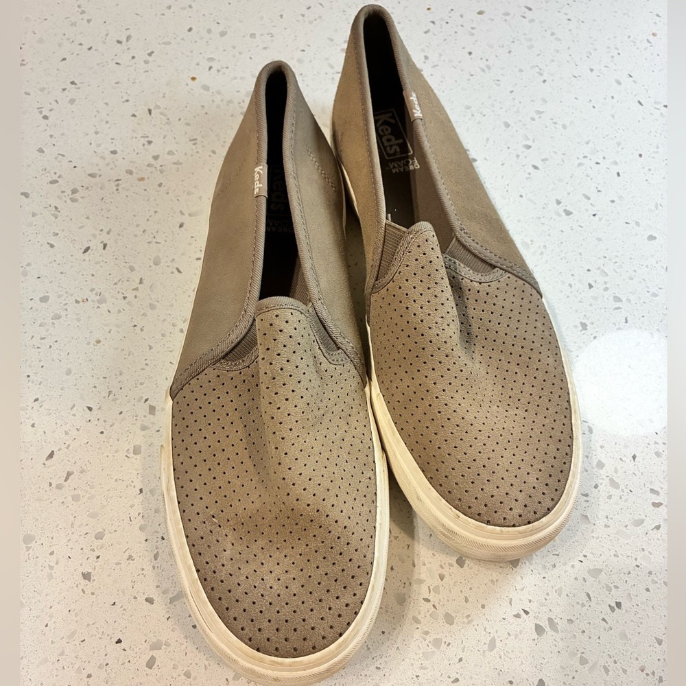 Keds Suede Slip On Sneakers Women’s Size 10 Casual Shoes